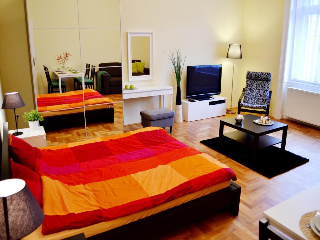 Caesar Apartman بودابست الغرفة الصورة
