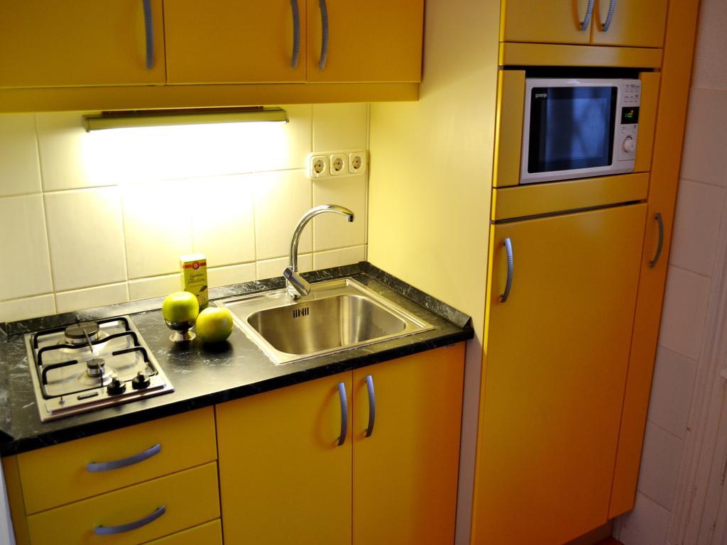 Caesar Apartman بودابست الغرفة الصورة